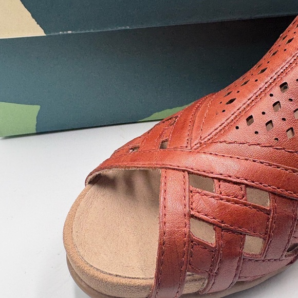 Earth Pisa Galli Terracotta Leather Wedge Sandals Slingback Women's 7W Wide - Picture 2 of 12